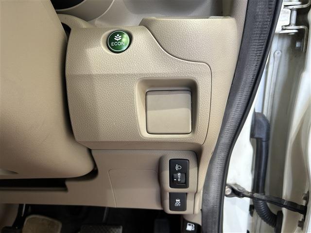 ホンダ Ｎ　ＢＯＸ ６６０ Ｇ H27年 (四国) 99