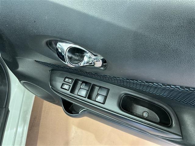 日産 ノート １．２ Ｘ H24年 (四国) 99
