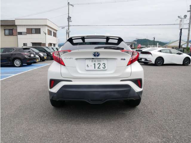トヨタ Ｃ−ＨＲ ハイブリッド １．８ Ｓ H29年 (四国) 99