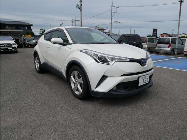 トヨタ Ｃ−ＨＲ ハイブリッド １．８ Ｓ H29年 (四国) 99