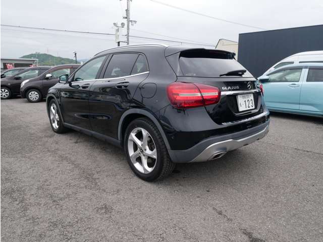 メルセデスベンツ ＧＬＡクラス ＧＬＡ２２０ ４マチック ４ＷＤ R1年 (四国) 99