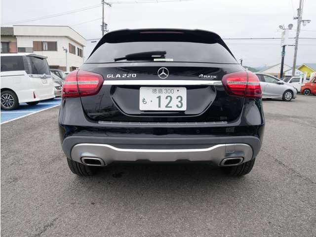 メルセデスベンツ ＧＬＡクラス ＧＬＡ２２０ ４マチック ４ＷＤ R1年 (四国) 99