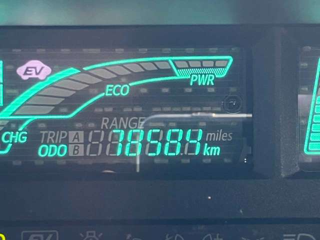 トヨタ アクア １．５ Ｇ H24年 (四国) 99