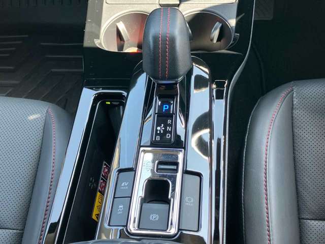 トヨタ プリウス ２．０ Ｚ R6年 (四国) 99
