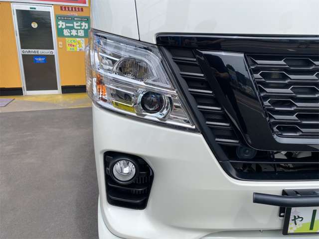 日産 ＮＶ３５０キャラバン ２．５ プレミアムＧＸ ロングボディ ディーゼルターボ ４ＷＤ R2年 () 99