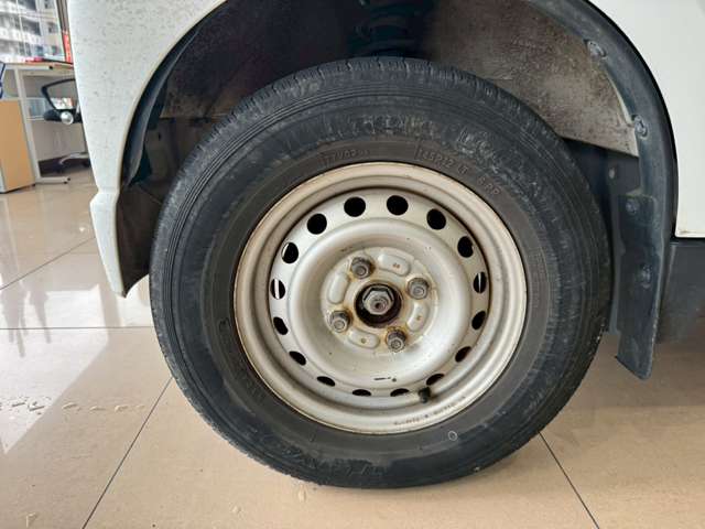 スズキ キャリイトラック ６６０ ＫＣパワステ ３方開 ４ＷＤ H18年 () 99
