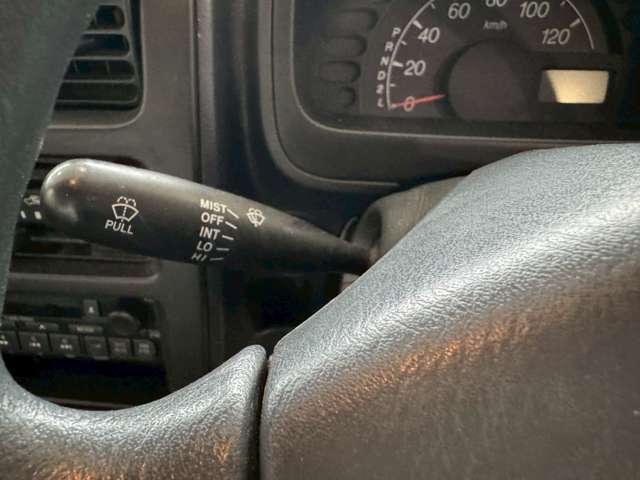 スズキ キャリイトラック ６６０ ＫＣパワステ ３方開 ４ＷＤ H18年 () 99