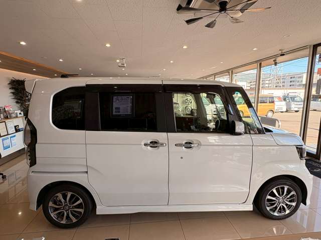 ホンダ Ｎ　ＢＯＸ カスタム ６６０ Ｌ R5年 () 99