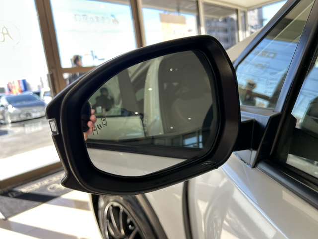 トヨタ プリウス ２．０ Ｇ R5年 () 99