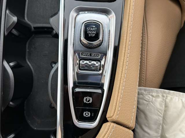 ボルボ ＸＣ９０ Ｔ５ ＡＷＤ モメンタム ４ＷＤ H29年 () 99
