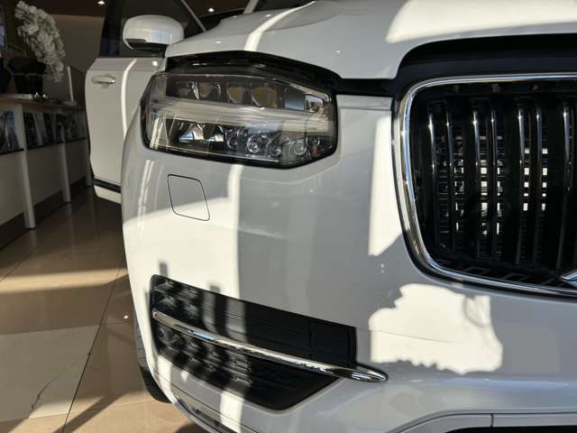 ボルボ ＸＣ９０ Ｔ５ ＡＷＤ モメンタム ４ＷＤ H29年 () 99