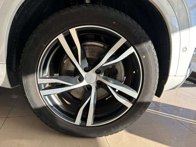 ボルボ ＸＣ９０ Ｔ５ ＡＷＤ モメンタム ４ＷＤ H29年 () 99