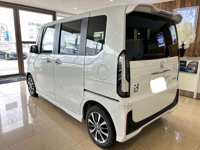 ホンダ Ｎ　ＢＯＸ カスタム ６６０ R6年 () 99