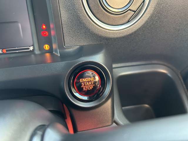 ホンダ Ｎ　ＢＯＸ カスタム ６６０ R6年 () 99