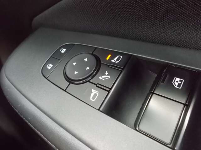 日産 ノート １．２ Ｘ ＦＯＵＲ ４ＷＤ R3年 () 99