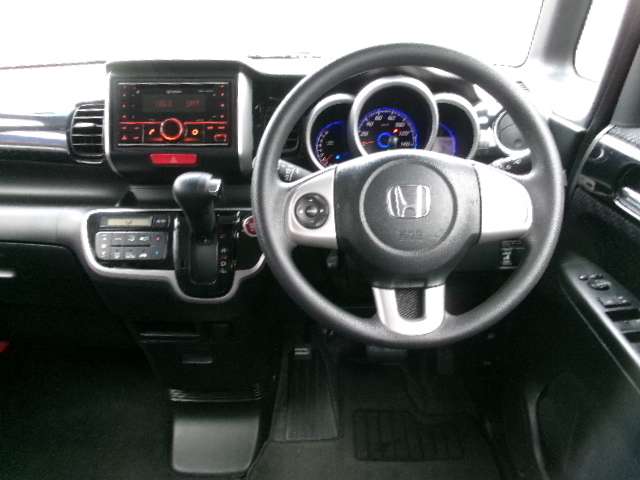 ホンダ Ｎ　ＢＯＸ ６６０ カスタムＧ Ｌパッケージ ４ＷＤ H24年 () 99