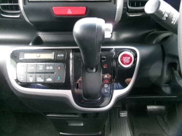 ホンダ Ｎ　ＢＯＸ ６６０ カスタムＧ Ｌパッケージ ４ＷＤ H24年 () 99