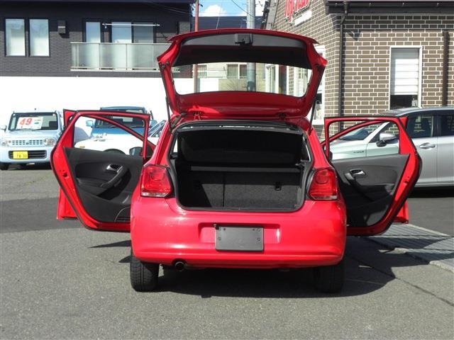 フォルクスワーゲン ポロ ＴＳＩ　コンフォートライン　ブルーモーションテクノロジー H25年 () 99