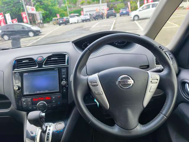 日産 セレナ ２．０ ハイウェイスター Ｖセレクション＋ＳＡＦＥＴＹ Ｓ－ＨＹＢＲＩＤ H28年 () 99