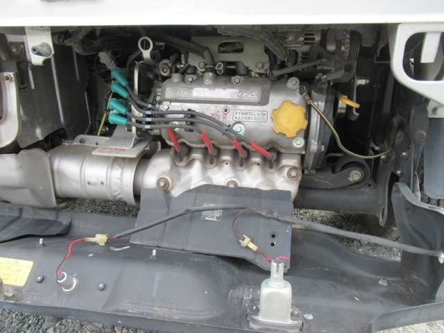 スバル サンバートラック ６６０ ＴＣ スーパーチャージャー 三方開 ４ＷＤ H22年 () 99