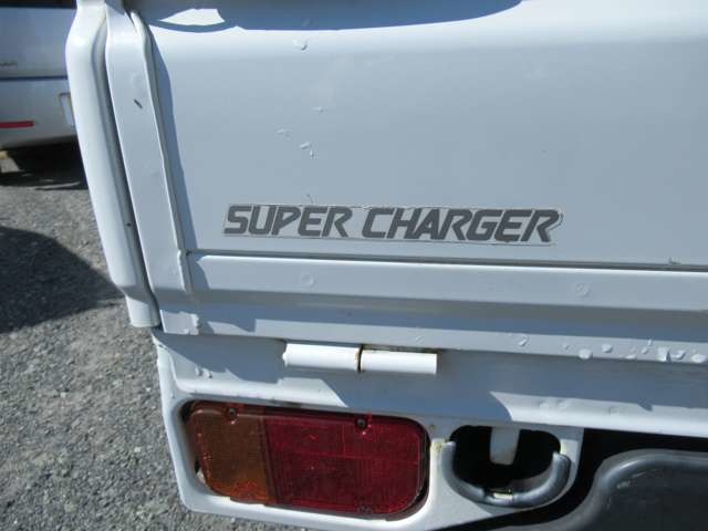 スバル サンバートラック ６６０ ＴＣ スーパーチャージャー 三方開 ４ＷＤ H22年 () 99