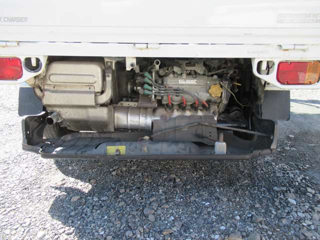 スバル サンバートラック ６６０ ＴＣ スーパーチャージャー 三方開 ４ＷＤ H22年 () 99