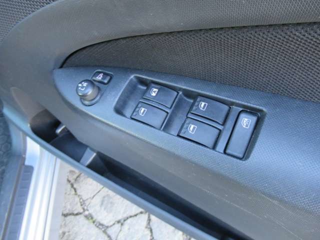 ダイハツ ムーヴ ６６０ カスタム Ｘ リミテッド ＳＡ ４ＷＤ H26年 () 99