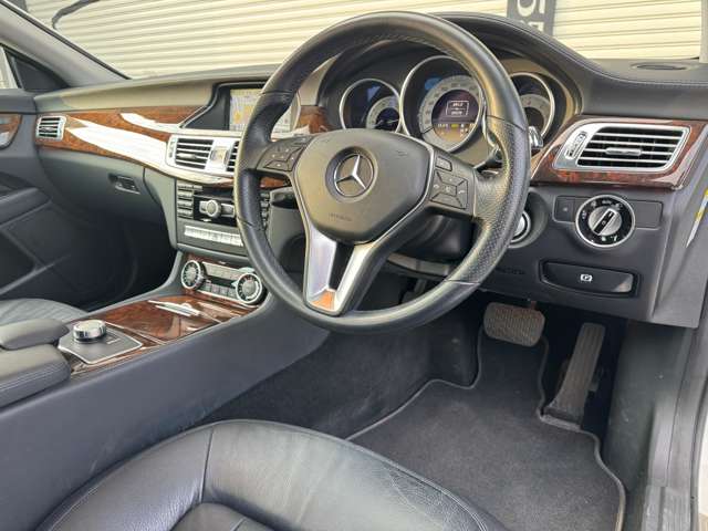 メルセデスベンツ ＣＬＳクラス ＣＬＳ３５０　ブルーエフィシェンシー H24年 () 99