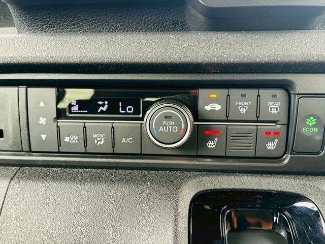 ホンダ Ｎ　ＢＯＸ カスタム ６６０ R6年 (九州・沖縄) 99