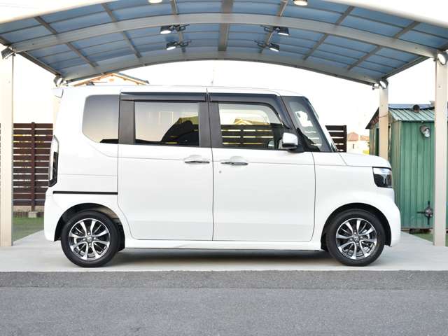 ホンダ Ｎ　ＢＯＸ カスタム ６６０ R5年 (九州・沖縄) 99