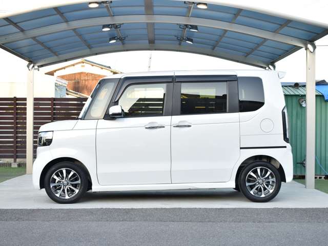 ホンダ Ｎ　ＢＯＸ カスタム ６６０ R5年 (九州・沖縄) 99