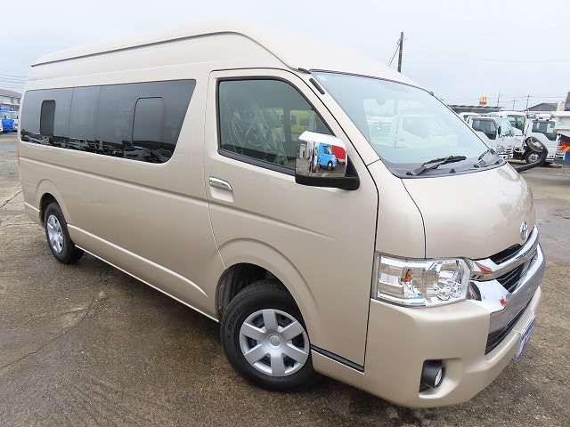 トヨタ ハイエースバン キャンピングカー R5年 (関東) 99