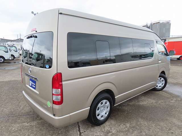 トヨタ ハイエースバン キャンピングカー H28年 (関東) 99