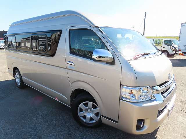 トヨタ ハイエースバン キャンピングカー R1年 (関東) 99