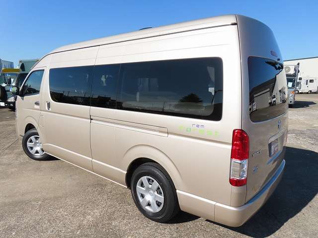 トヨタ ハイエースバン キャンピングカー R1年 (関東) 99