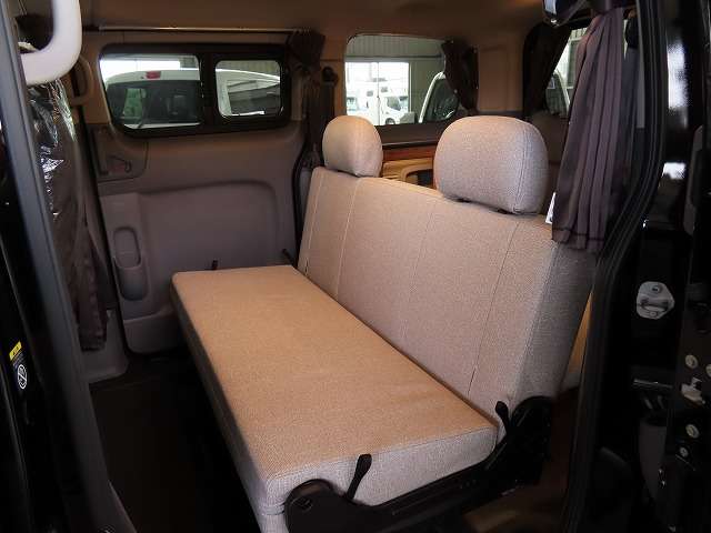 日産 ＮＶ２００バネット １．６ １６Ｘ－２Ｒ R8年 (関東) 99
