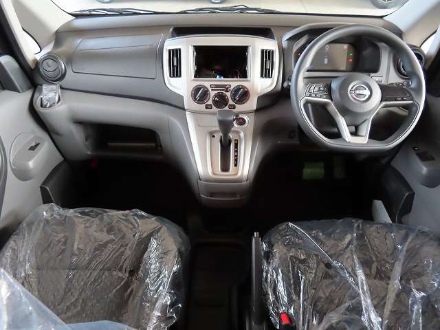 日産 ＮＶ２００バネット １．６ １６Ｘ－２Ｒ R8年 (関東) 99