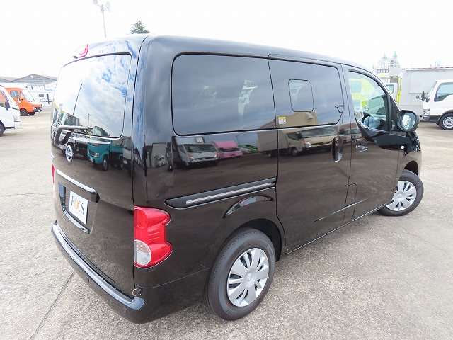 日産 ＮＶ２００バネット １．６ １６Ｘ－２Ｒ R8年 (関東) 99