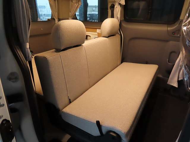 日産 ＮＶ２００バネット １．６ １６Ｘ－２Ｒ R8年 (関東) 99