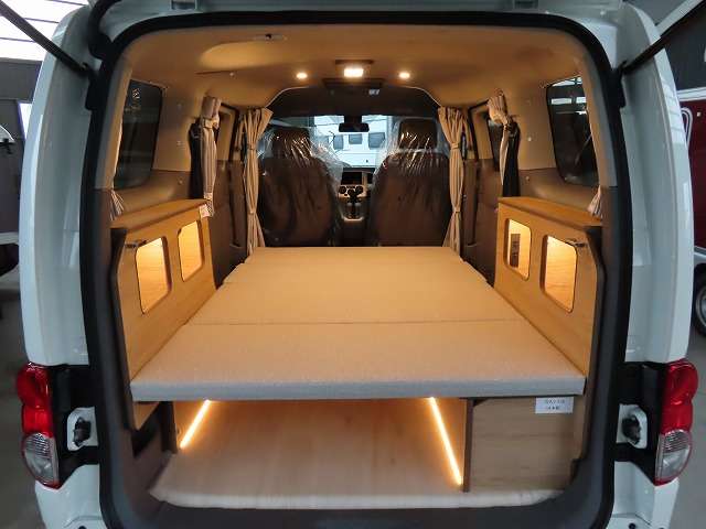日産 ＮＶ２００バネット １．６ １６Ｘ－２Ｒ R8年 (関東) 99