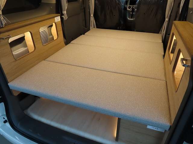 日産 ＮＶ２００バネット １．６ １６Ｘ－２Ｒ R8年 (関東) 99