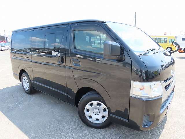 トヨタ ハイエースバン キャンピングカー R3年 (関東) 99
