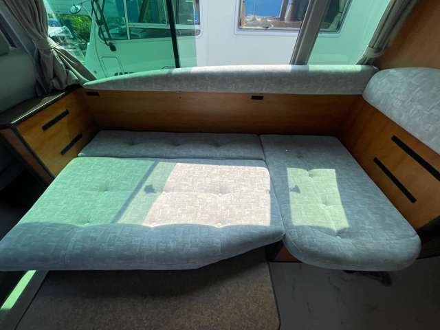 トヨタ コースター ＲＶビックフット H24年 (関東) 99