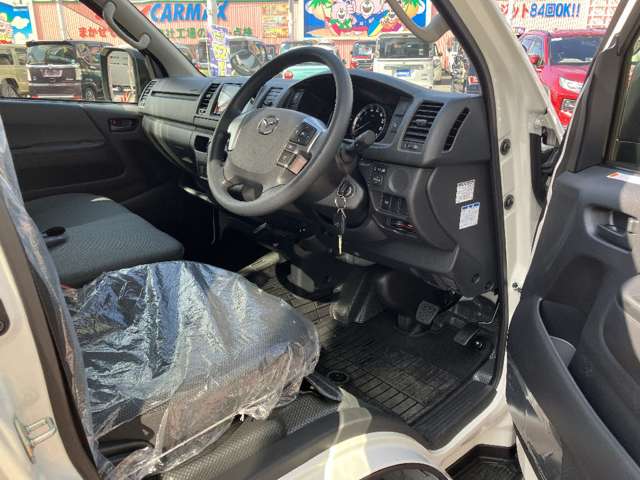 マツダ ボンゴブローニィバン ２．８ ＧＬ ディーゼルターボ ４ＷＤ R7年 (関東) 99
