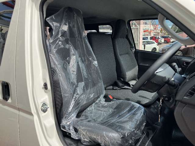 マツダ ボンゴブローニィバン ２．８ ＧＬ ディーゼルターボ ４ＷＤ R7年 (関東) 99