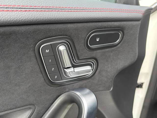 メルセデスベンツ ＣＬＡクラス ＣＬＡ２００Ｄ ＡＭＧライン ディーゼルターボ R2年 (関東) 99