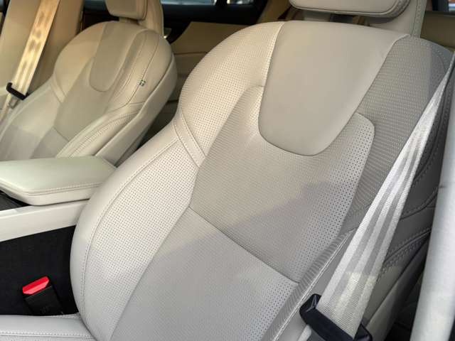ボルボ Ｖ６０ Ｔ５　インスクリプション R1年 (関東) 99