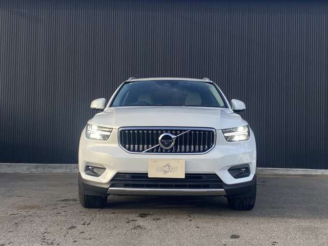 ボルボ ＸＣ４０ Ｂ４ ＡＷＤ インスクリプション ４ＷＤ R3年 (関東) 99