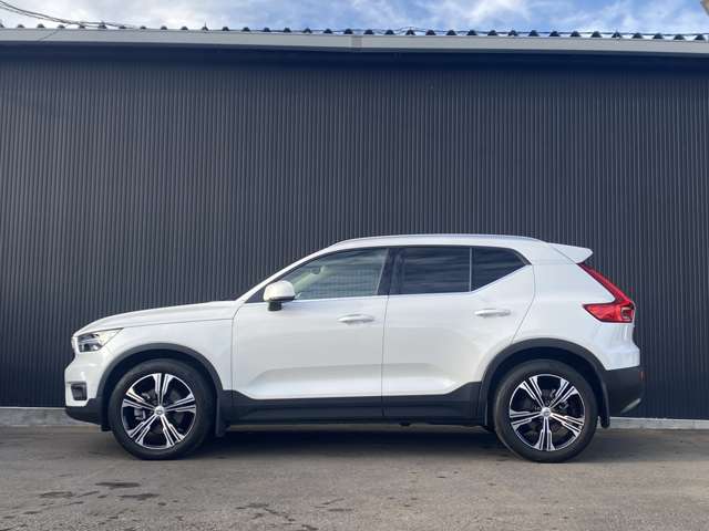 ボルボ ＸＣ４０ Ｂ４ ＡＷＤ インスクリプション ４ＷＤ R3年 (関東) 99
