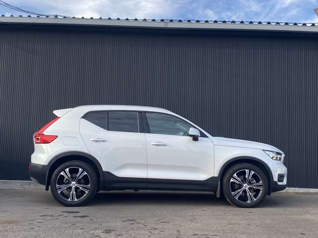 ボルボ ＸＣ４０ Ｂ４ ＡＷＤ インスクリプション ４ＷＤ R3年 (関東) 99
